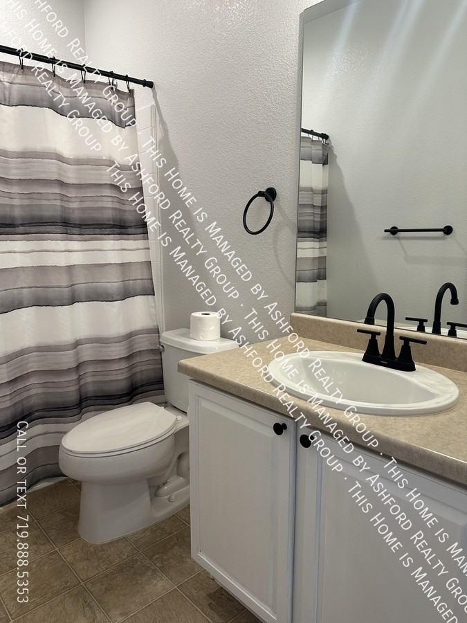 11831 Asplund Grv - Photo 3 of 13