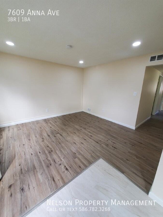 7609 Anna Ave - Photo 2 of 10