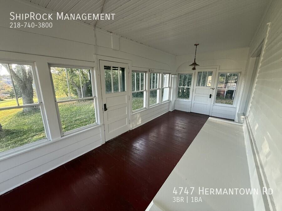 4747 Hermantown Rd - Photo 3 of 35