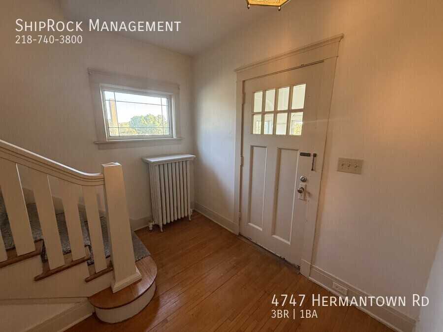 4747 Hermantown Rd - Photo 5 of 35