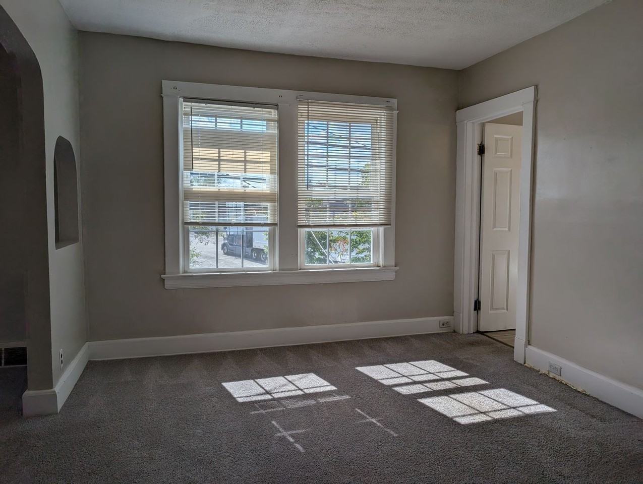 1476 West 107th Street - Photo 3 of 22