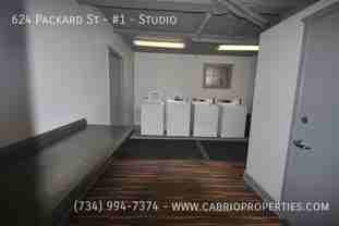 624 Packard - Photo 1 of 1