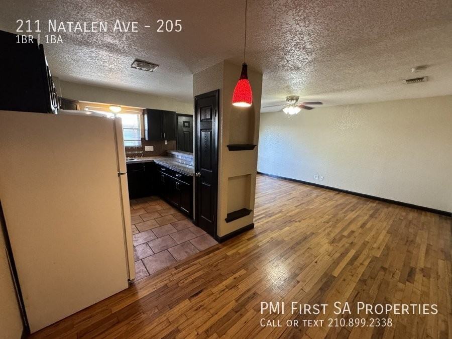 211 Natalen Ave #205 - Photo 3 of 6