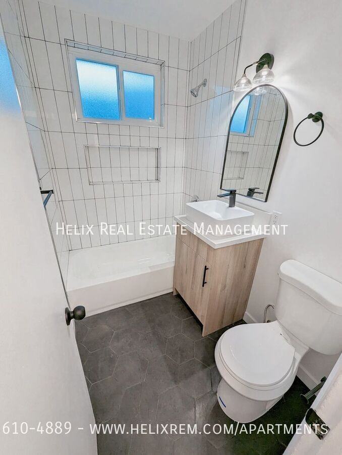 1712 North Sierra Bonita Avenue - Photo 2 of 5