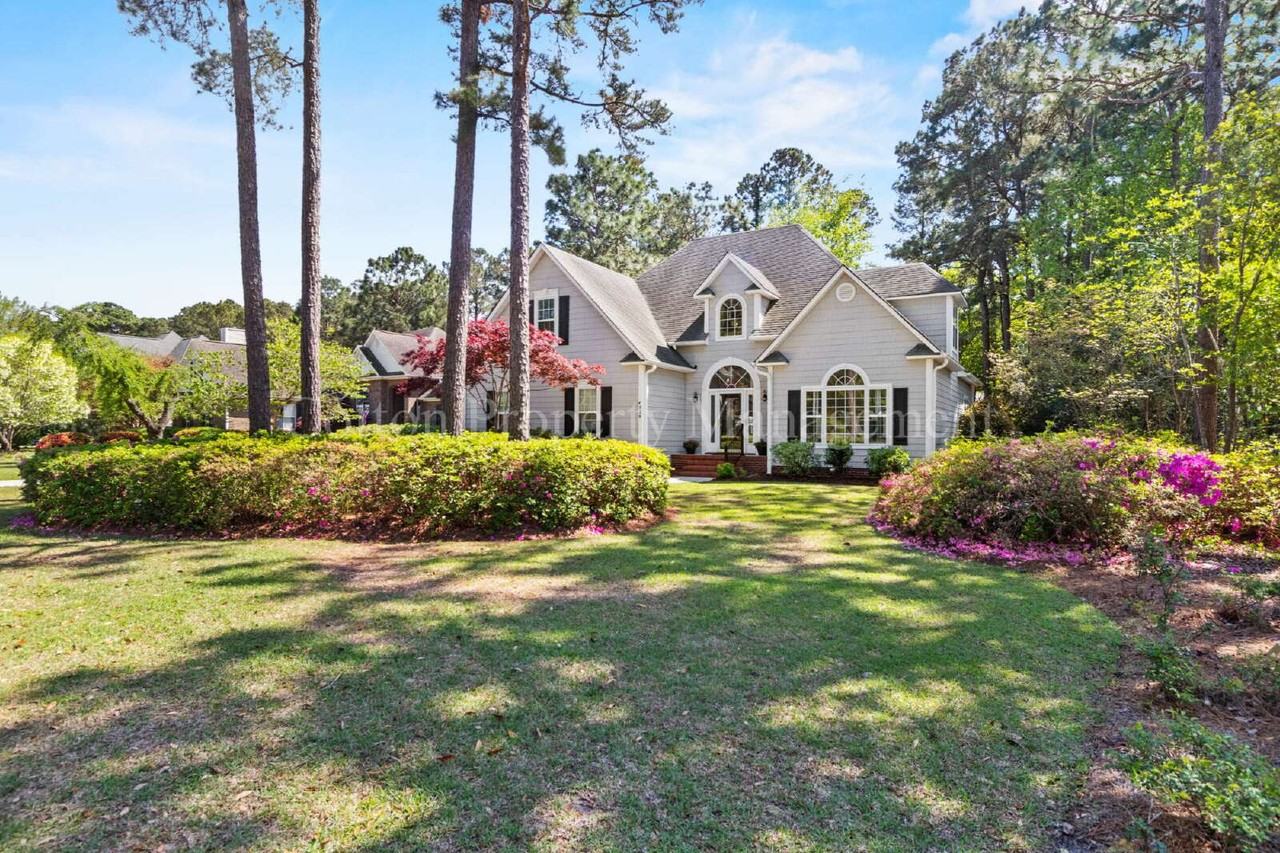 4728 Wedgefield Dr - Photo 3 of 50