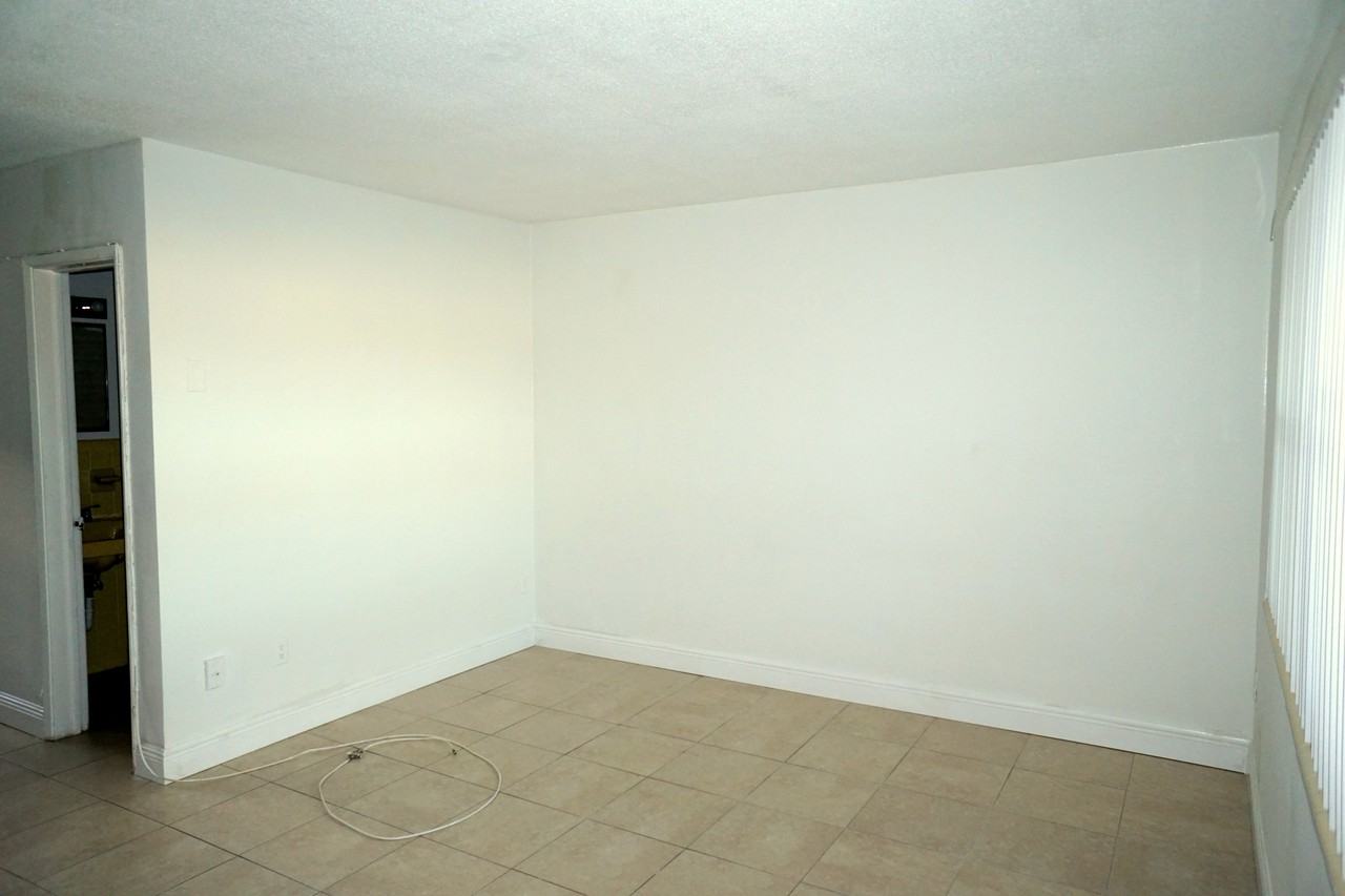 US-1 & NE 10th St - Photo 5 of 10