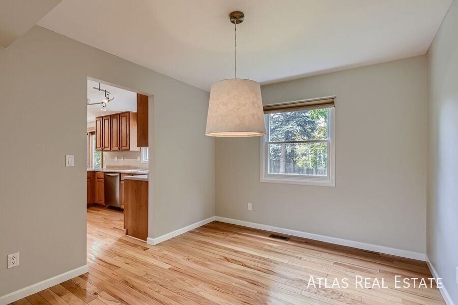 1719 Hotchkiss Drive - Photo 3 of 17