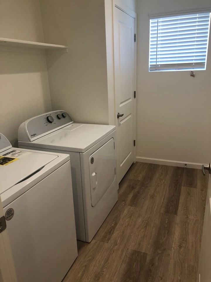 2405 S Clovis Pl - Photo 7 of 21