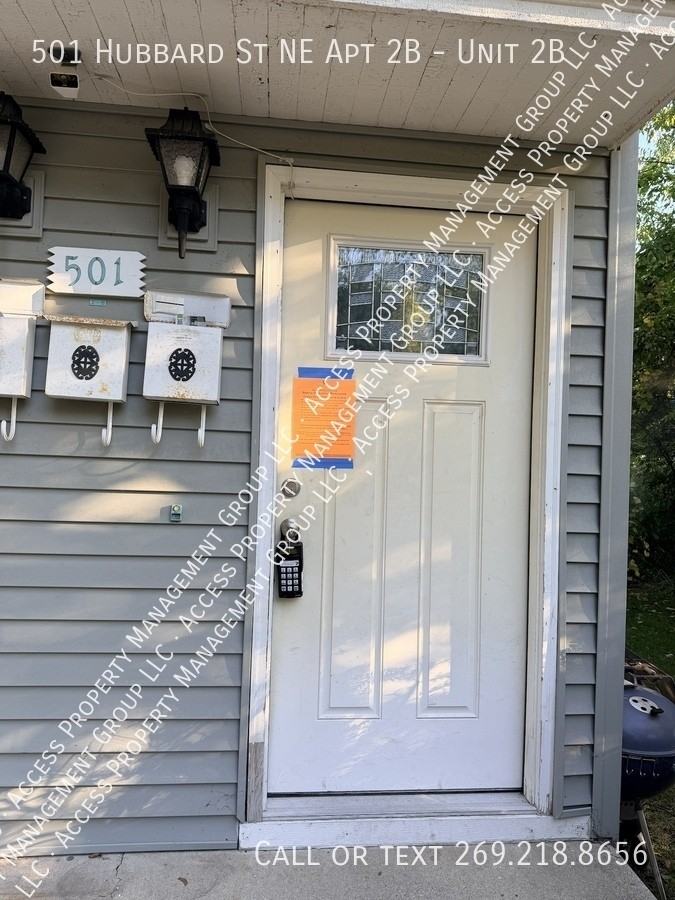 501 Hubbard Street Northeast #2B - Photo 2 of 20