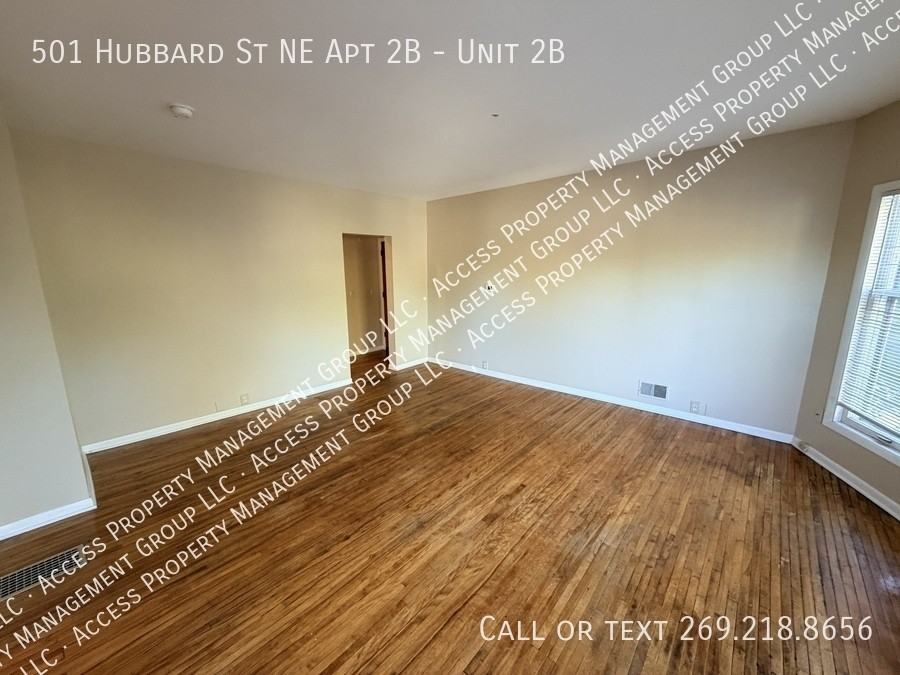501 Hubbard Street Northeast #2B - Photo 7 of 20