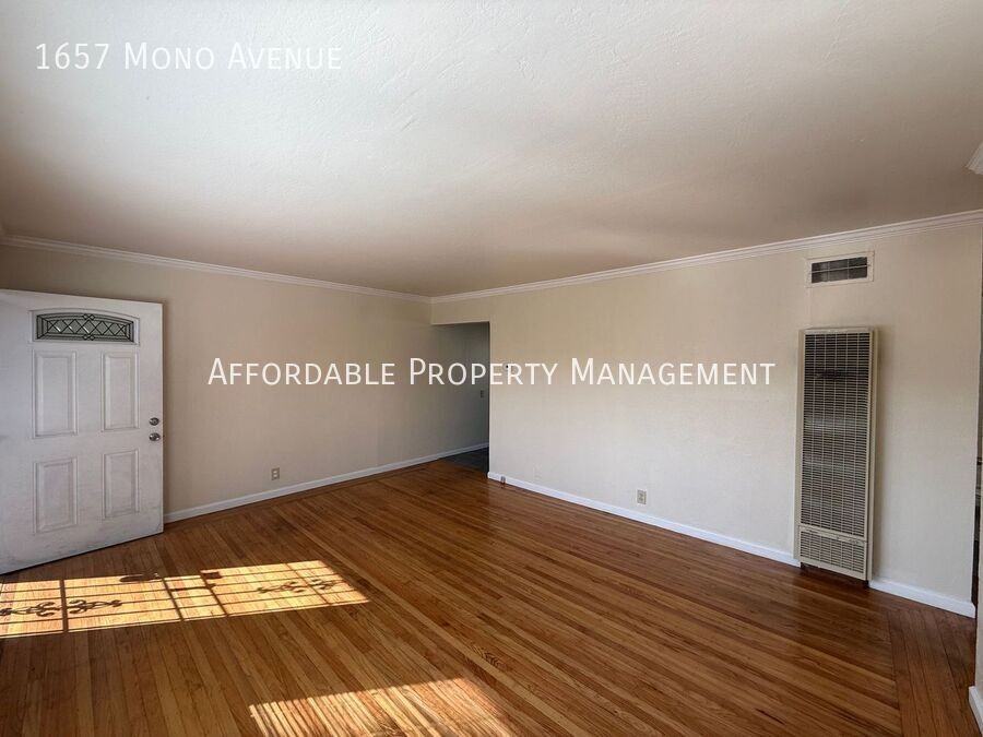 1657 Mono Avenue - Photo 4 of 15