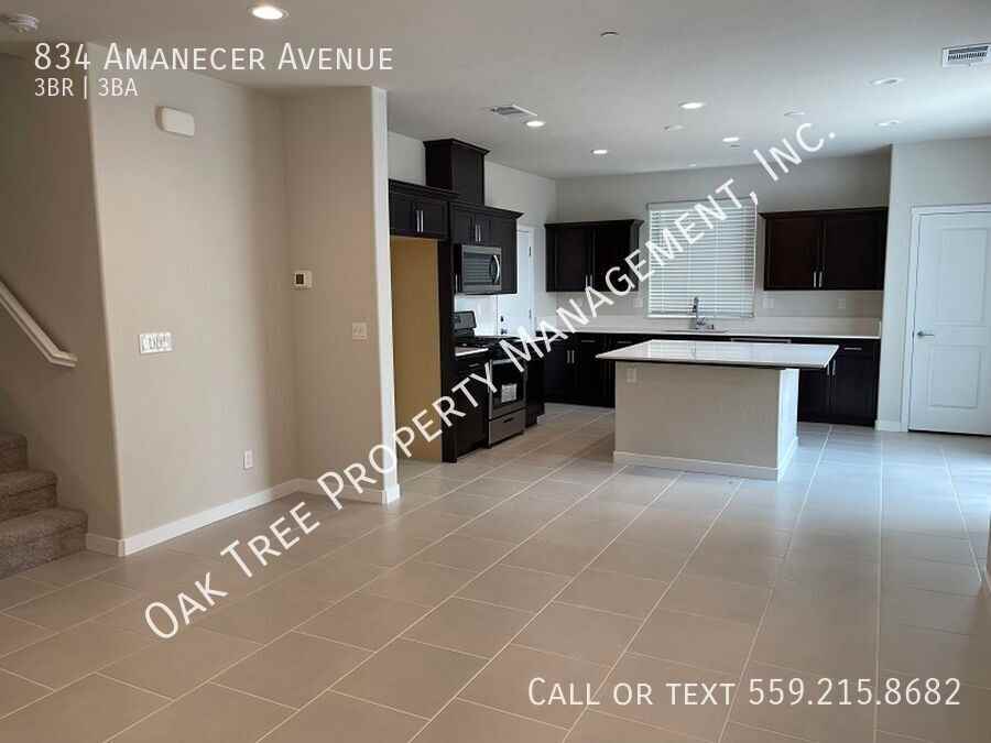 834 Amanecer Avenue - Photo 7 of 15