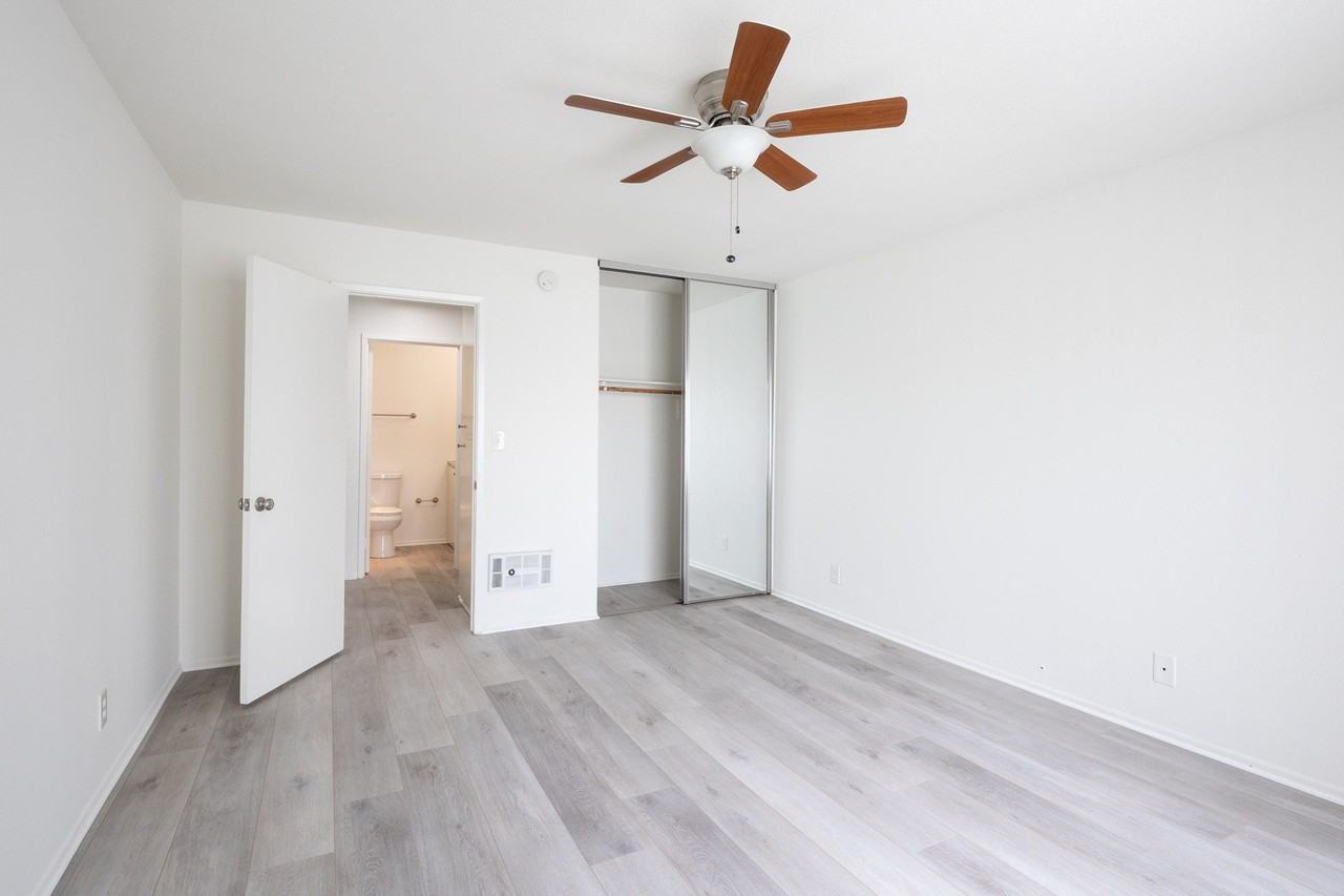 3415 Linden Ave. - Photo 5 of 7