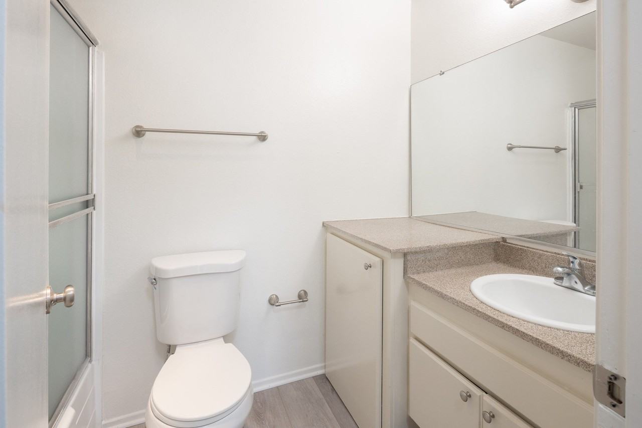 3415 Linden Ave. - Photo 6 of 7