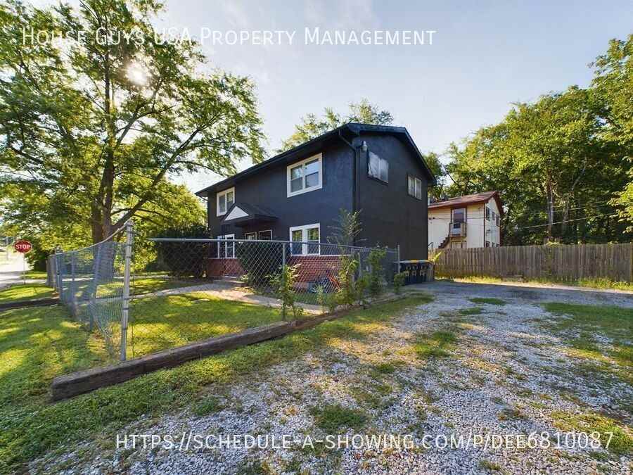 3611 E 69th St - Photo 2 of 16