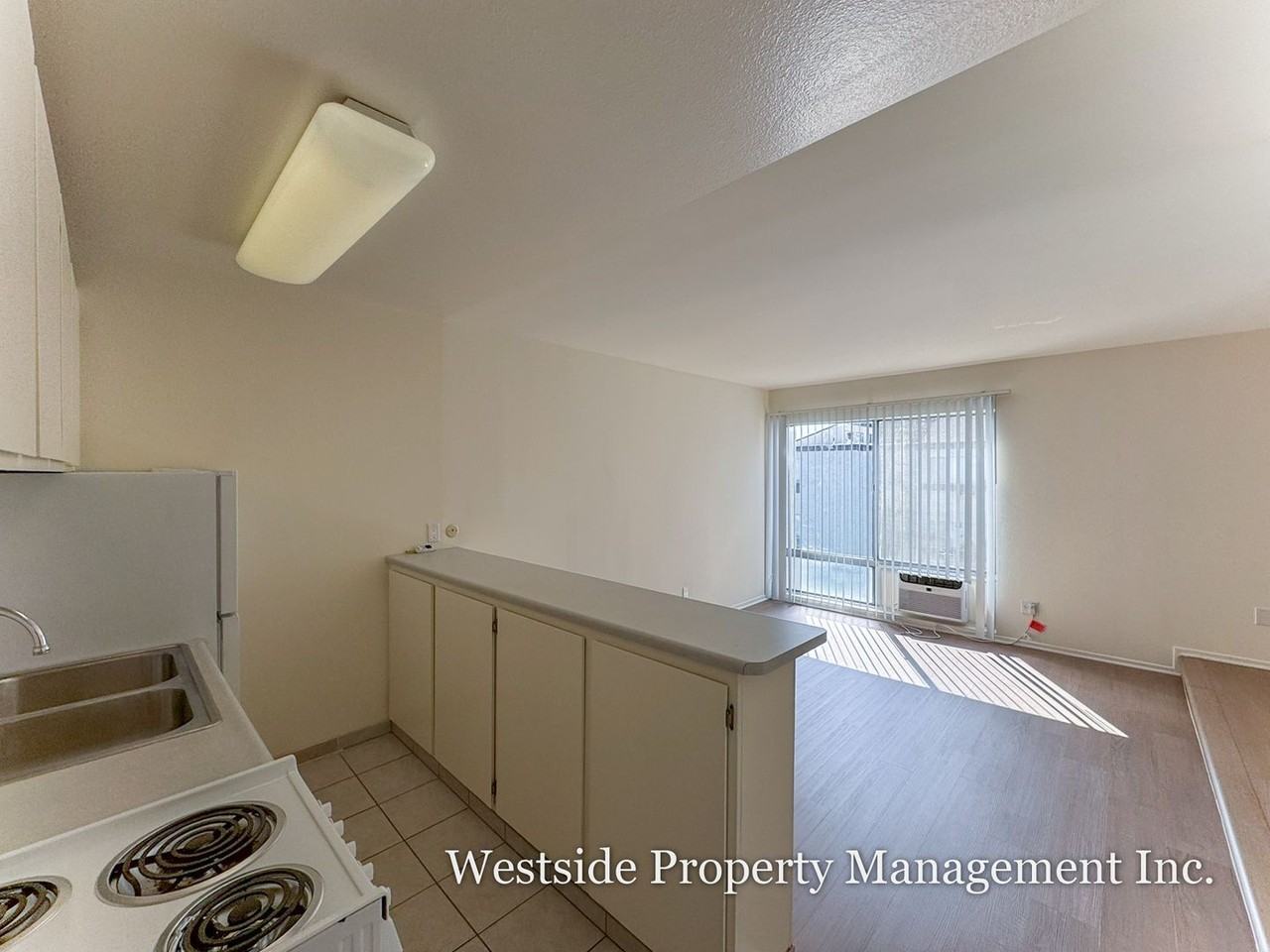 5751 Camellia Ave #303 - Photo 3 of 11