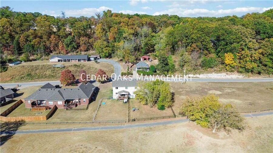 625 Sugar Creek Road - Photo 3 of 38