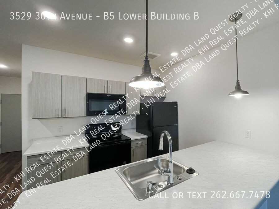 3529 30th Ave - Photo 4 of 9