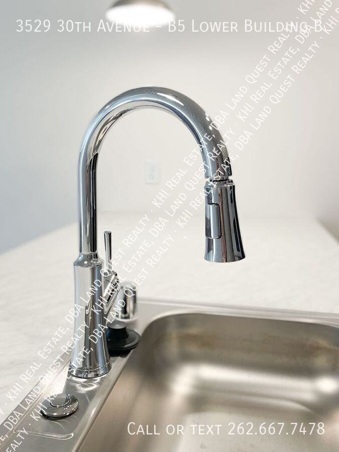 3529 30th Ave - Photo 6 of 9