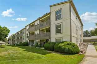 7332 South Xenia Circle, Unit F - Photo 1 of 1