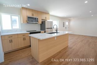 1034 S Westmoreland Ave #1-2 - Photo 1 of 1