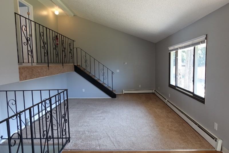 248 Zappa Pl #B - Photo 2 of 11