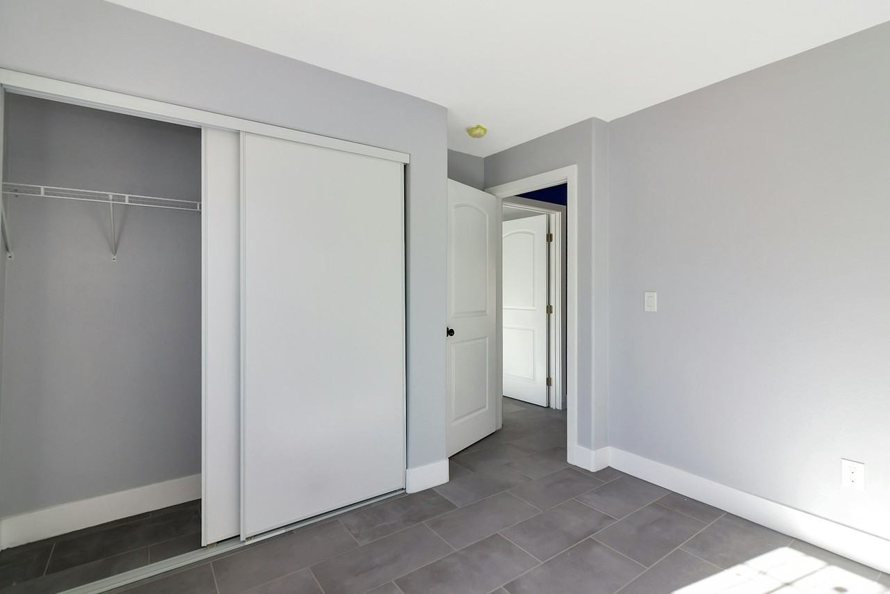 2518 N McCarran St, Unit 2 - Photo 3 of 12