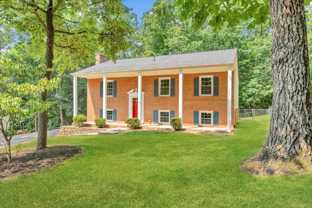 2637 Coachman Cir - Photo 1 of 1