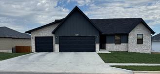 896 S Silverwood Ln - Photo 1 of 1