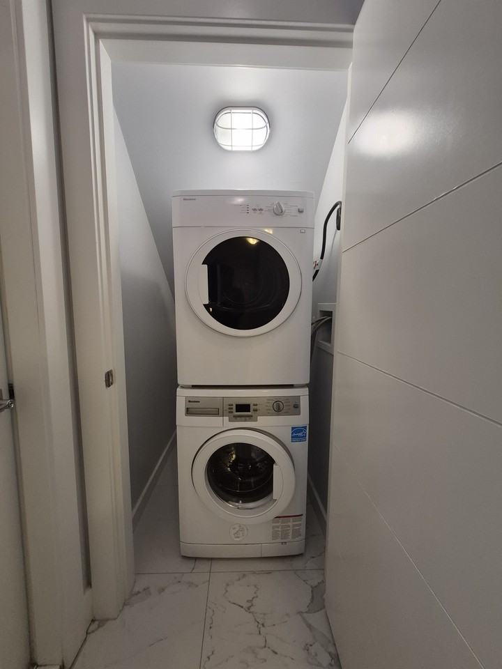 Gilmore Ave & Parker St - Photo 2 of 5