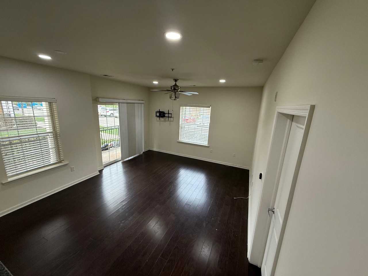 518 E Celebration Way #518 - Photo 3 of 40