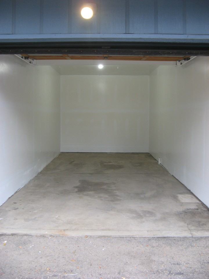 732 Delaware Ave #A - Photo 3 of 19