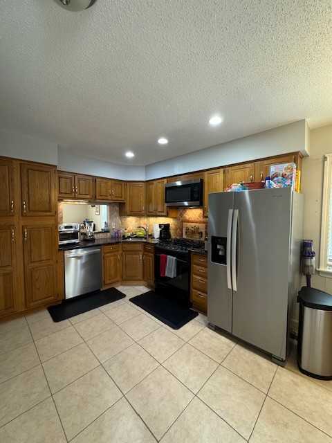 21 Norman Drive #21 - Photo 2 of 13