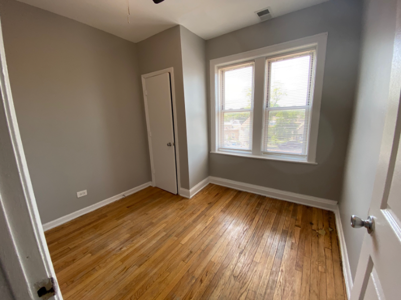 3723 W Grand Ave #3725-2S - Photo 7 of 10