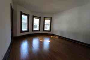 featured image of 213 S Lowell Ave #FL1