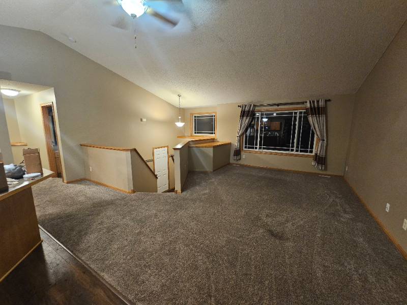 850 10th Ave Ne - Photo 2 of 16