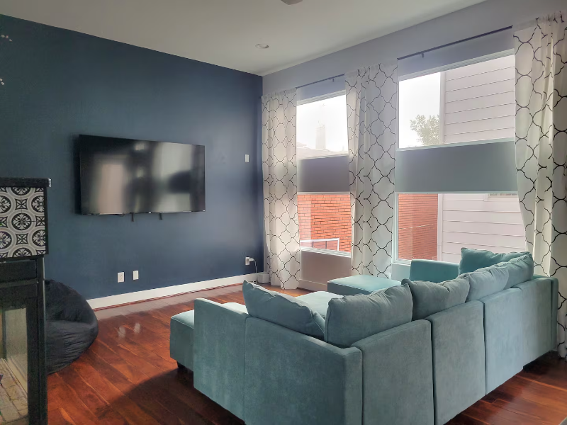 906 Hutchins St - Photo 4 of 20