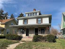 608 E Rose St - Photo 1 of 1
