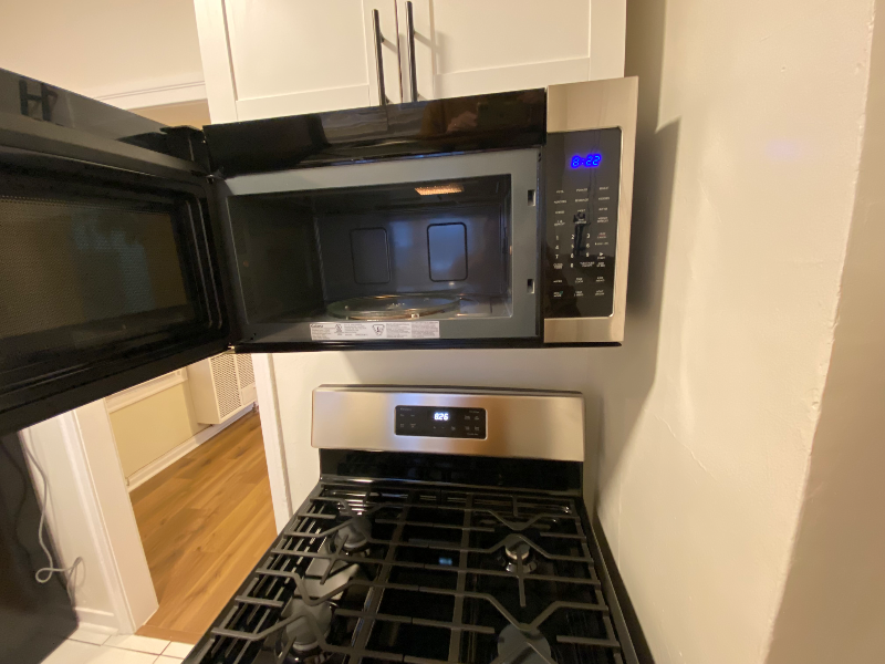 630 3/4 N Plymouth Blvd #NA - Photo 7 of 12