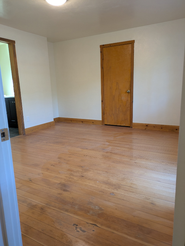 360 Clark Way - Photo 2 of 7