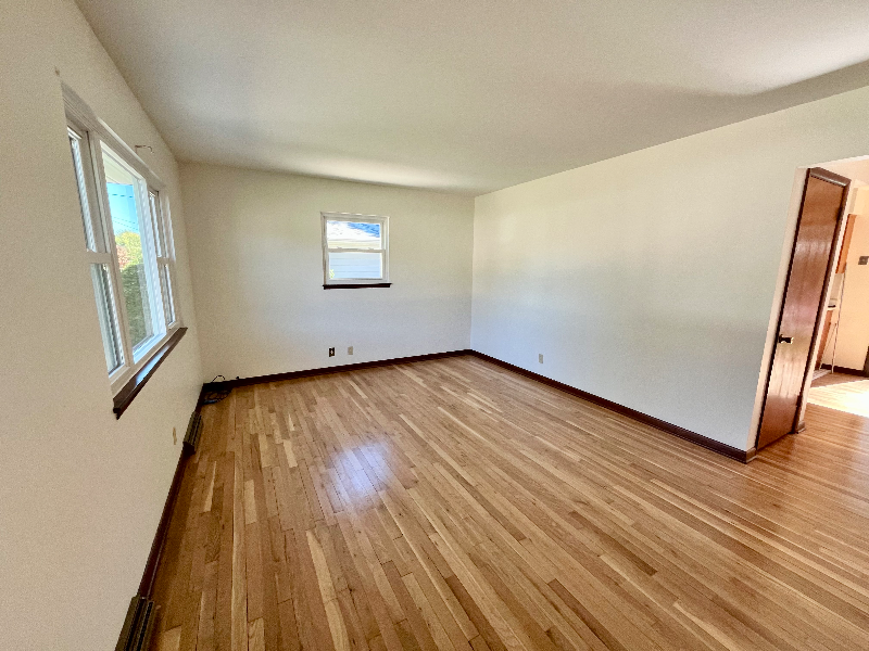 193 Bermont Ave - Photo 3 of 11