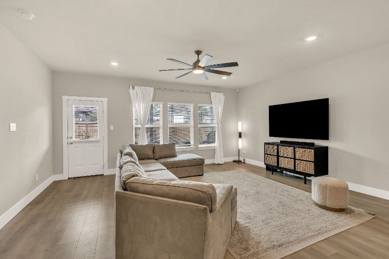 4514 Lampasas Flts - Photo 3 of 25