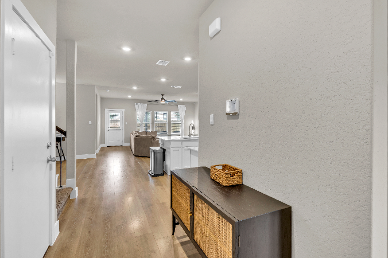 4514 Lampasas Flts - Photo 6 of 25