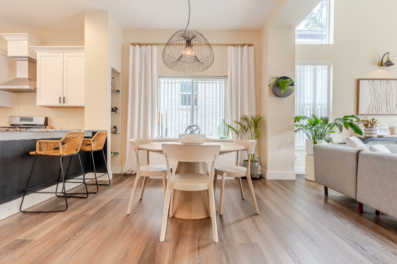 409 Hideaway Ln - Photo 2 of 11