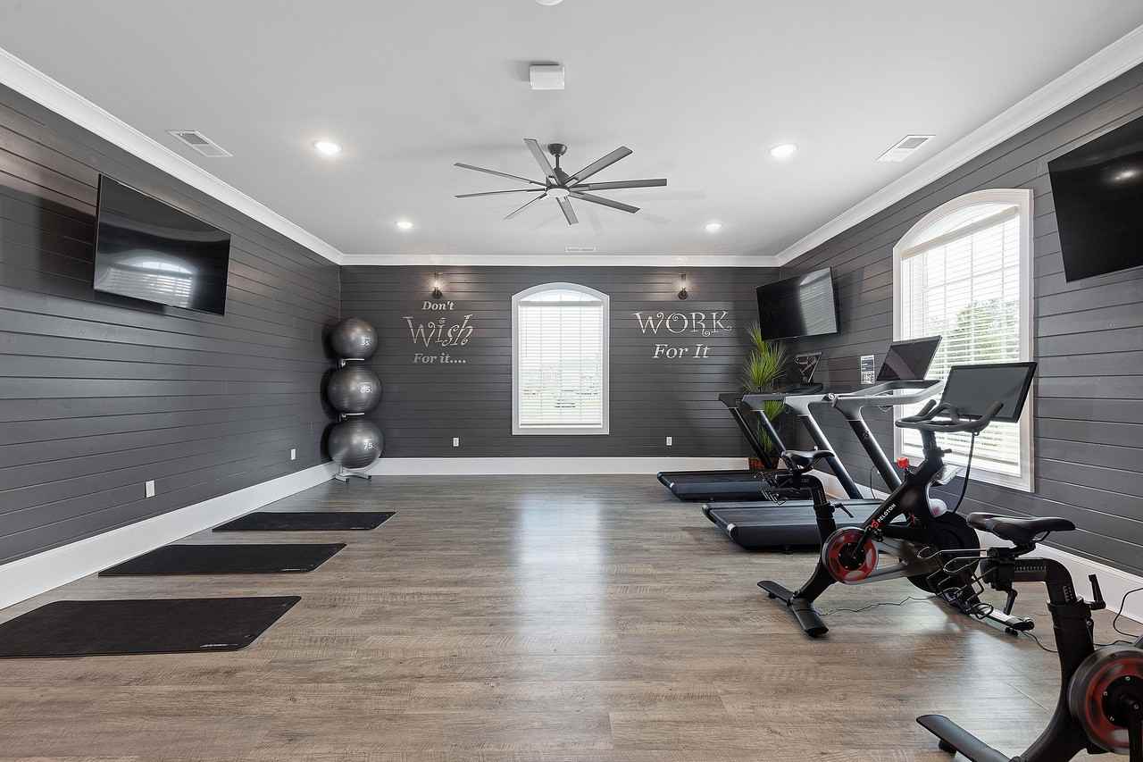 Bridgewater Grand - Photo 4 of 23