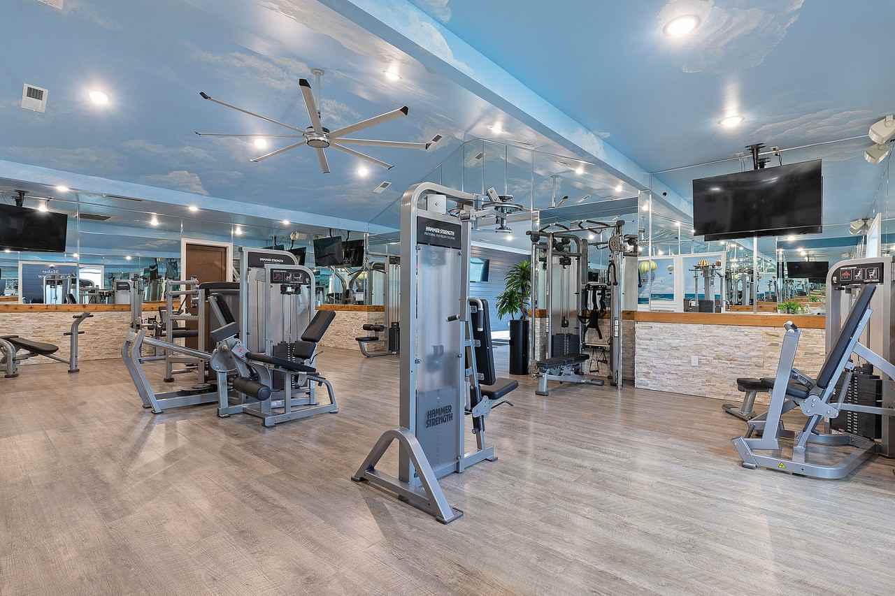 Bridgewater Grand - Photo 6 of 23