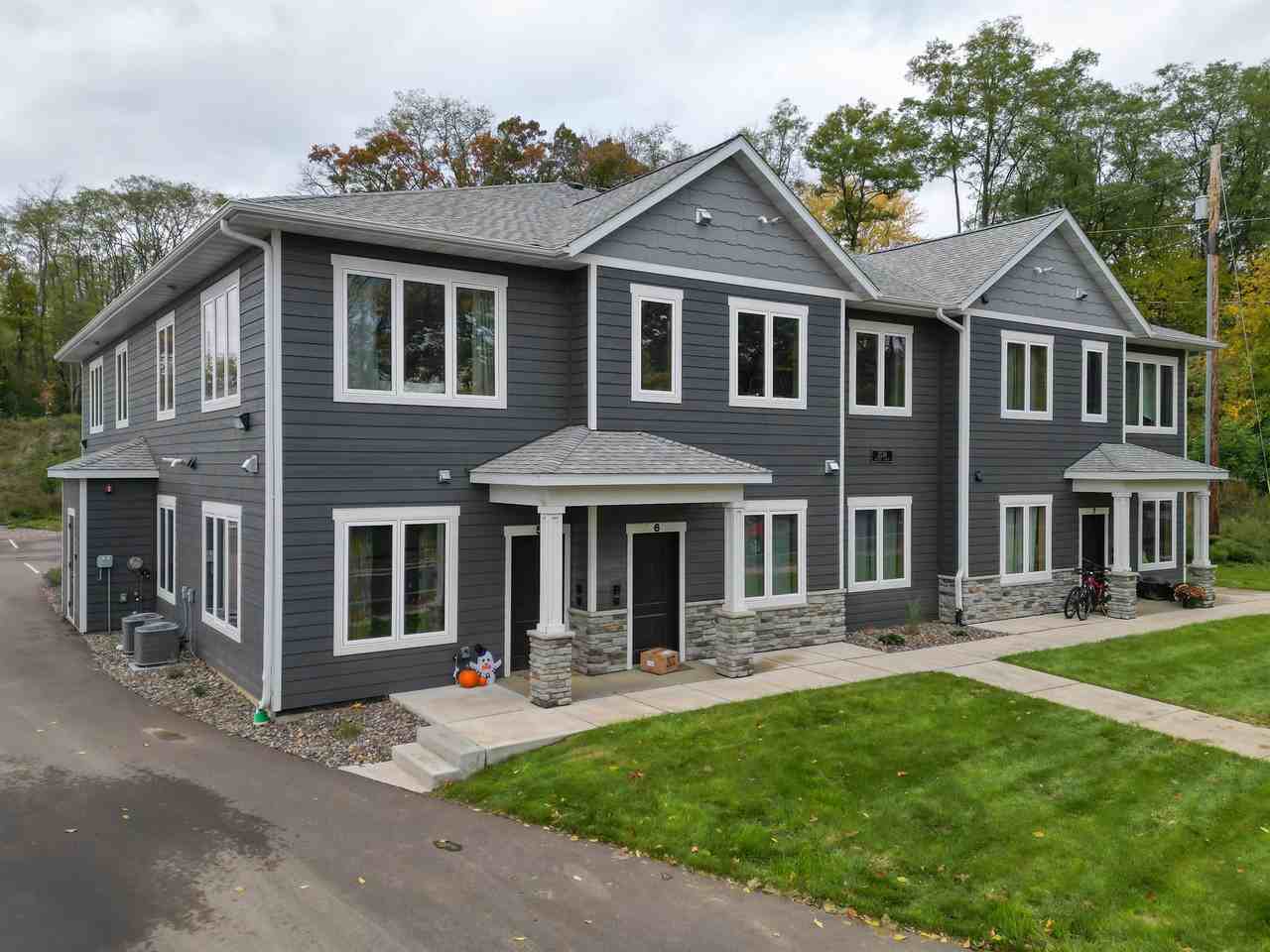 2130 4th Street - Photo 3 of 34