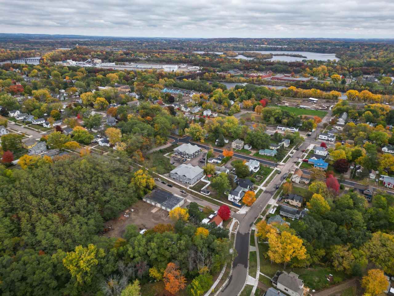 2130 4th Street - Photo 4 of 34