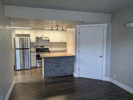 featured image of 226 6th St W