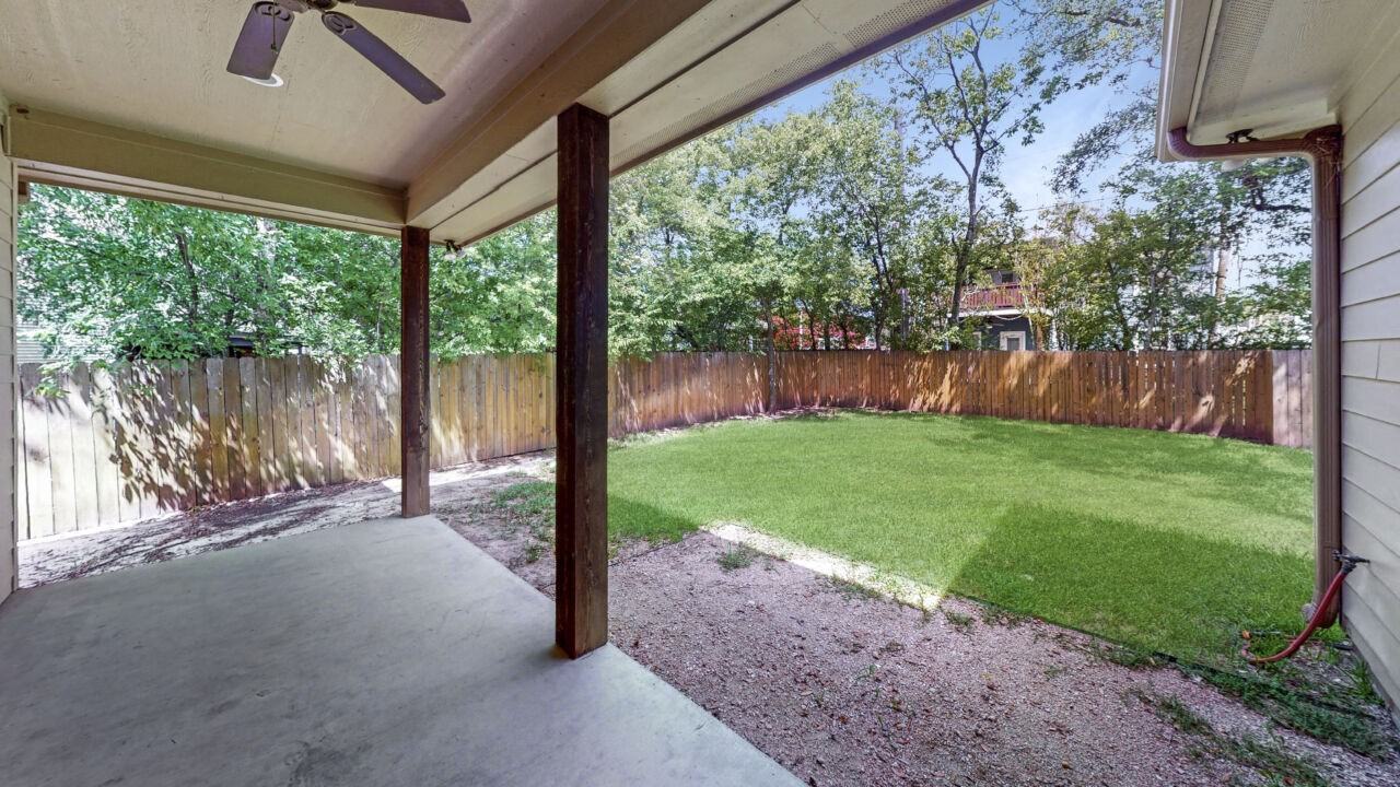 1315 Foster Avenue - Photo 3 of 22